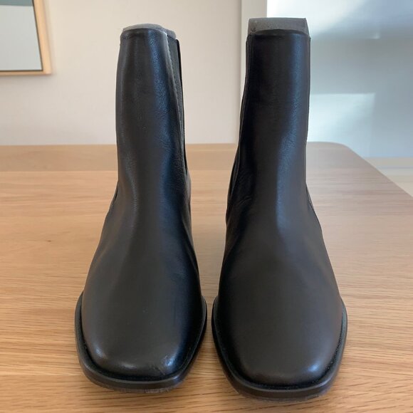 Coclico Chelsea Boot - Picture 6 of 10